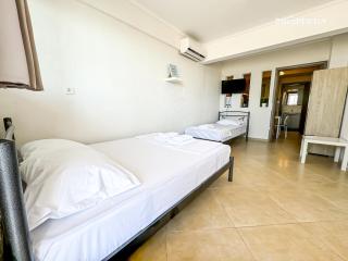 Seafront Apartments - 8