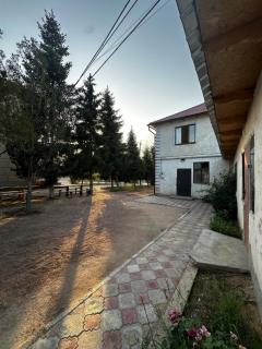 Erjan Guest House - 1