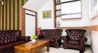 OYO 718 Mr J Hotel Wakaf Che Yeh 1 - 8