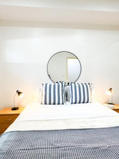 Entire central 2BR apt central 45 - 8