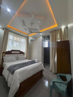 Jolly's Homestay Poolside Groundfloor - 2