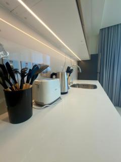 Beautiful Studio Retreat - 6