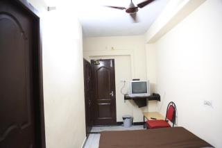 Rmc travellers inn - 3