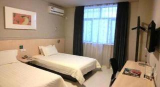 Jinjiang Inn Shanghai International Tourism and Resorts Zone Kangxin Highway Branch - 6