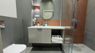 Bugu Hotel Bishkek - 8