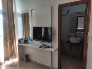 Hotel Chandigarh Elite - 4