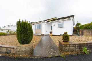 Sea Charm- Saundersfoot bungalow - 0