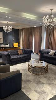 Macdonald Apartments - 2