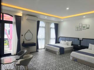 Lotus Homestay - 1