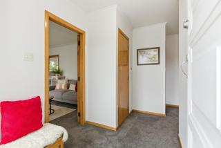 Top Location - Hillcrest Charmer - 3 Bedroom house - Recently Renovated - 1
