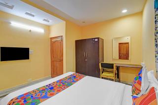 FabHotel Sun Mint - 1