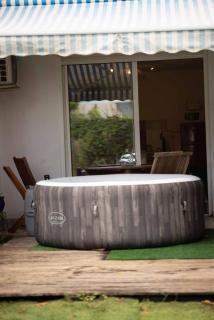 Appartement rémire Jacuzzi et wifi tout équipé - 2