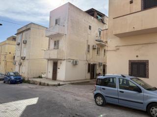 Yellow Home - 4