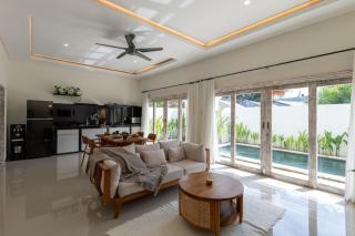 Alinko Villa Seminyak - 0