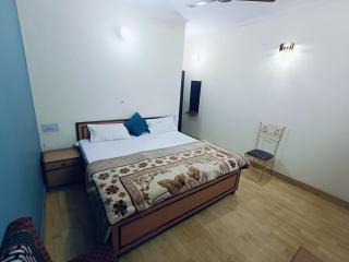 Hotel Kanishka Near Mukteshwar Dham 6km distance District Nainital - 9