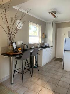 The Cottage on Alphen - 2