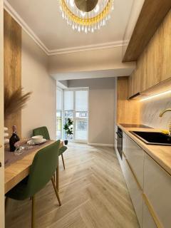 Green Tower Accommodation By GAP and Underground Parking Option - 2