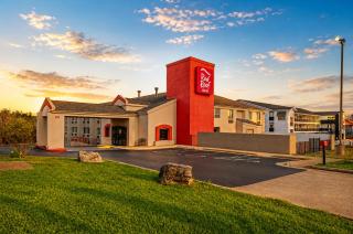 Red Roof Inn Branson - 1