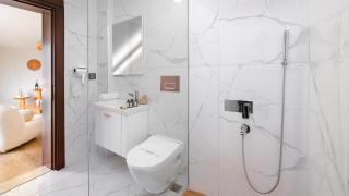 Qinn Hotels - 9