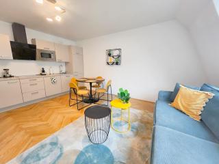 Freshly renovated Apartment in Trendy Area l HG21 - 0