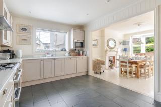 2 Hadleigh Villas - 5
