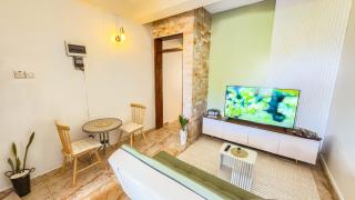 Plantain Villa 1BR with AC 10 mins to airport& opposite UN base - 1