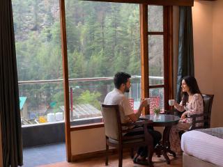 Hotel The Blueberry With Swimming Pool - By Aasia Holidays - 4