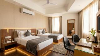 Airport Hotel Tashree Near Yashobhoomi - Free Airport Drop - 3