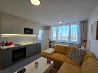 Modern Apartment Košice - 6
