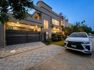 Haven Holiday Home - 4BR Luxury Villa in DHA Lahore - 0