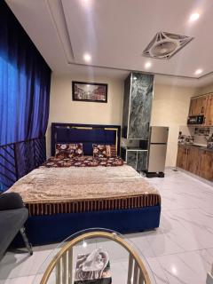 The Smart Stay - 1