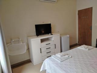 Casa Espaciosa con Quincho, Piscina, Parque y Canchas - 7