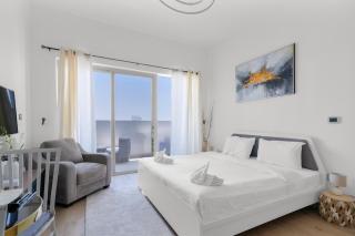 Chic Studio in Azizi Aura - 0