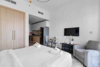 Chic Studio in Azizi Aura - 6