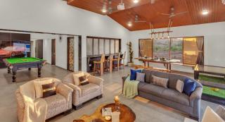 SaffronStays Ivy Courtyard - 5 bedroom & Veg Only Villa in Khopoli - 7