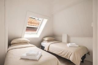 Exclusive Group Stay in City Center - 7