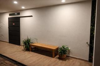 Casa Espaciosa con Quincho, Piscina, Parque y Canchas - 3