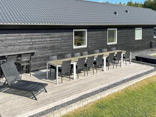5 star holiday home in Glesborg - 1