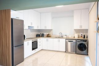 Dinglis Residences 31 - 6