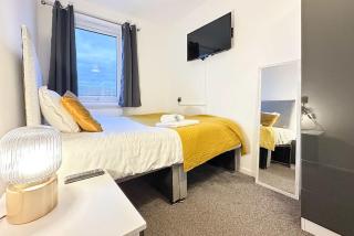 Contractors Accommodation 6BR House Peterborough - 2
