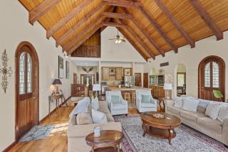 Stoneledge Manor - 2