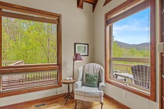 Stoneledge Manor - 1