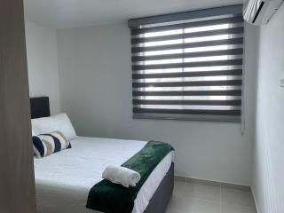 Moderno y acogedor con 3 habitaciones - 1
