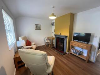 Bungalow in the Beautiful Waveney Valley - 1