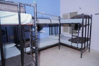 Bunkie Zone - Work Nest - 7