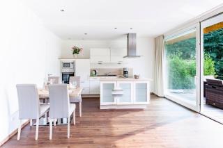 Hello Holidays Residenz - Sonnenglut - Seeterrasse - Sauna - Parkplatz - 9