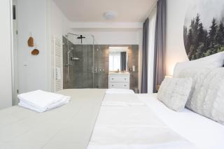 Residenz - Waldspaziergang - Terrasse - Sauna - Parkplatz - 9