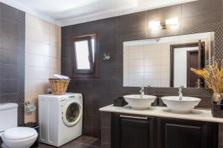 Revery Villa & House - 1