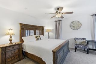 Spacious 4 bedroom 3 bath Clearwater Vacation House Cowboy Pool Fire Pit Games Close to Clearwater Beach Biking Trail Farmers Markets Harbor Health Spa Baycare Ballpark and Ruth Eckerd Hall Golf Courses - 1