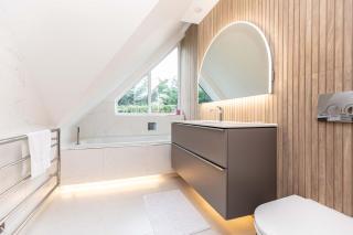 Riverside Retreat - 2